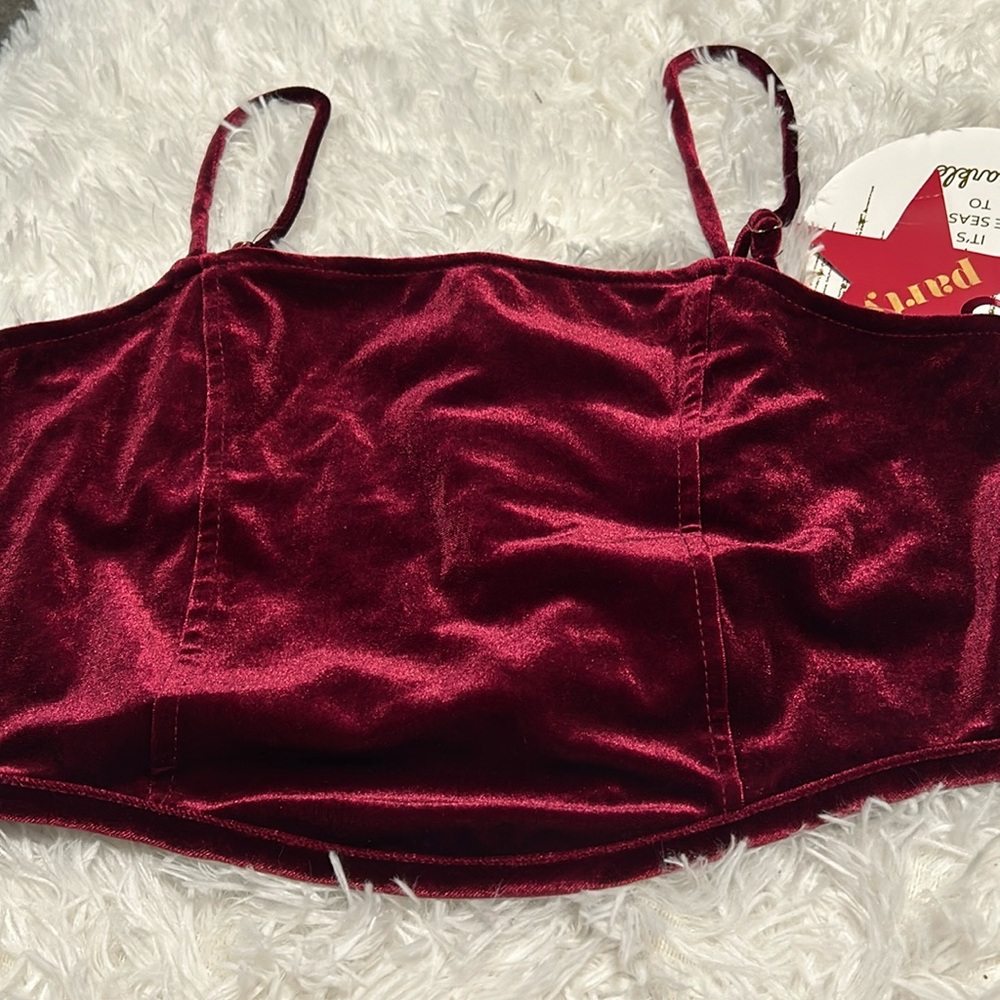 Mixed Threads M girl top burgundy with beats on the back
